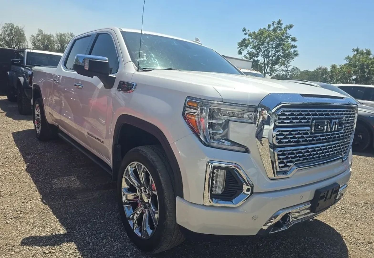 gmc sierra 1500 denali 2019 1GTU9FEL9KZ310515 image gmc sierra 1500 denali 2019 1GTU9FEL9KZ310515 image